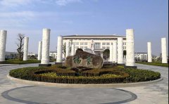 从亿万先生MR"雕塑与石韵文化展"看文创增进企业转型