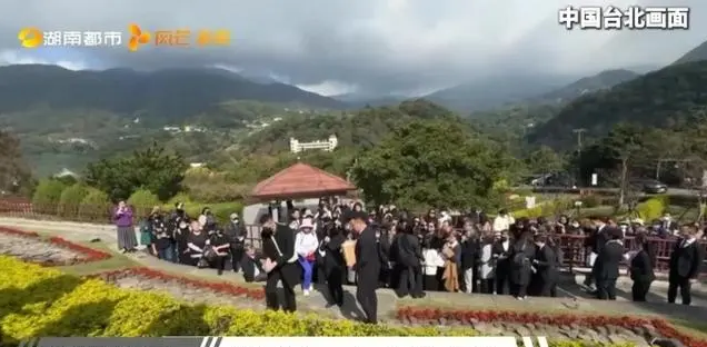 从琼瑶选择花葬，，，，，，，看生态葬的绿色价值与社会趋势